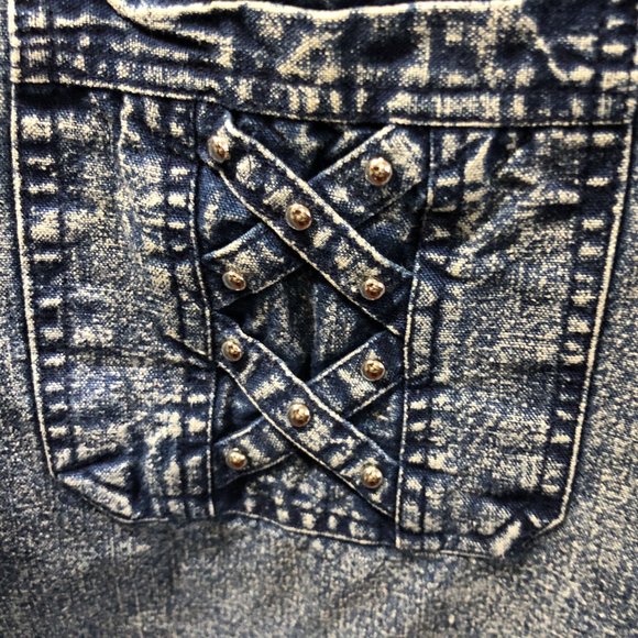 Ladies 1980's Denim Trench Coat with Embroidery and Studding Size Medium - Picture 8 of 8